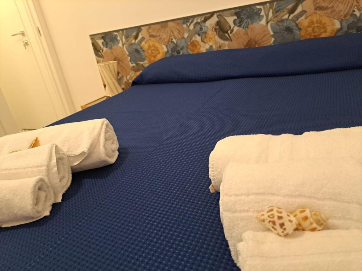 Casa Vacanze Il Giardino Dei Girasoli 마리나디라구사 외부 사진