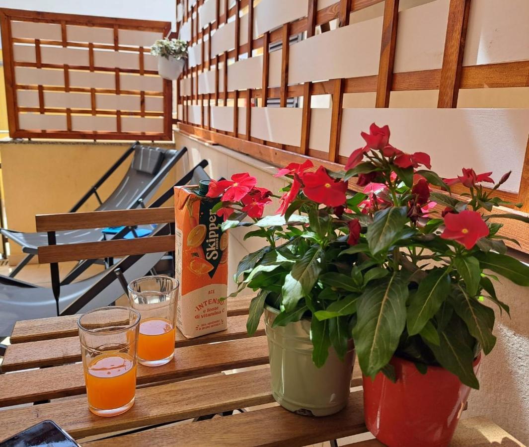 Casa Vacanze Il Giardino Dei Girasoli 마리나디라구사 외부 사진