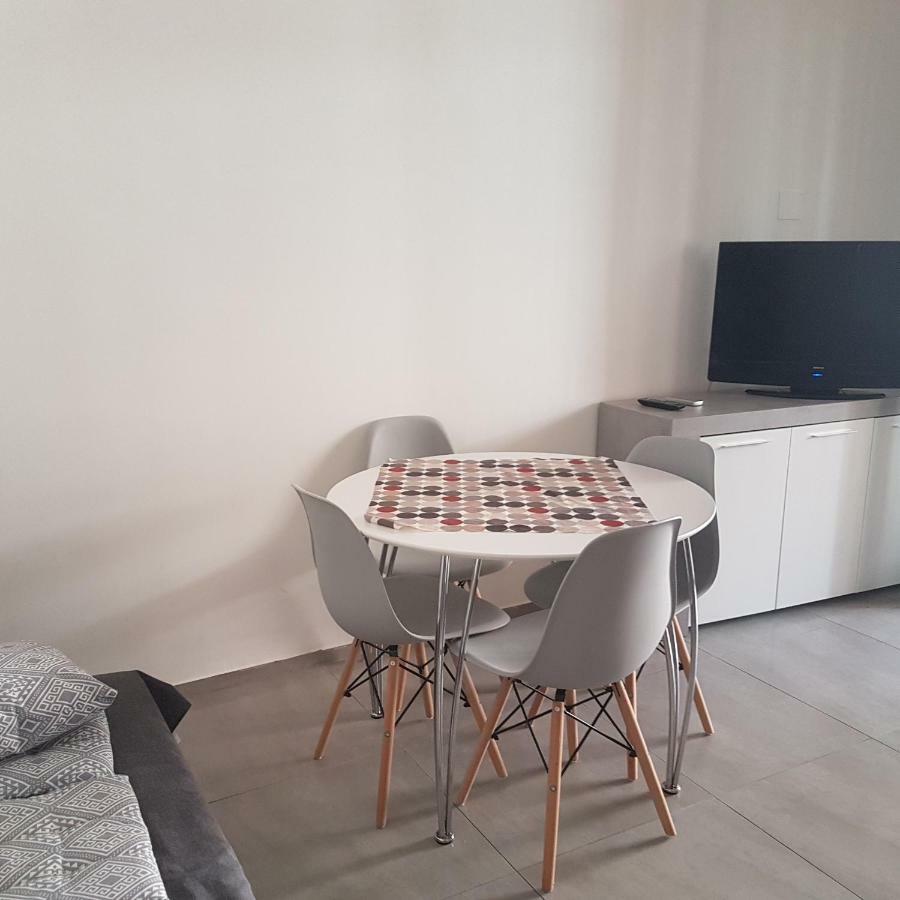 Casa Vacanze Il Giardino Dei Girasoli 마리나디라구사 외부 사진
